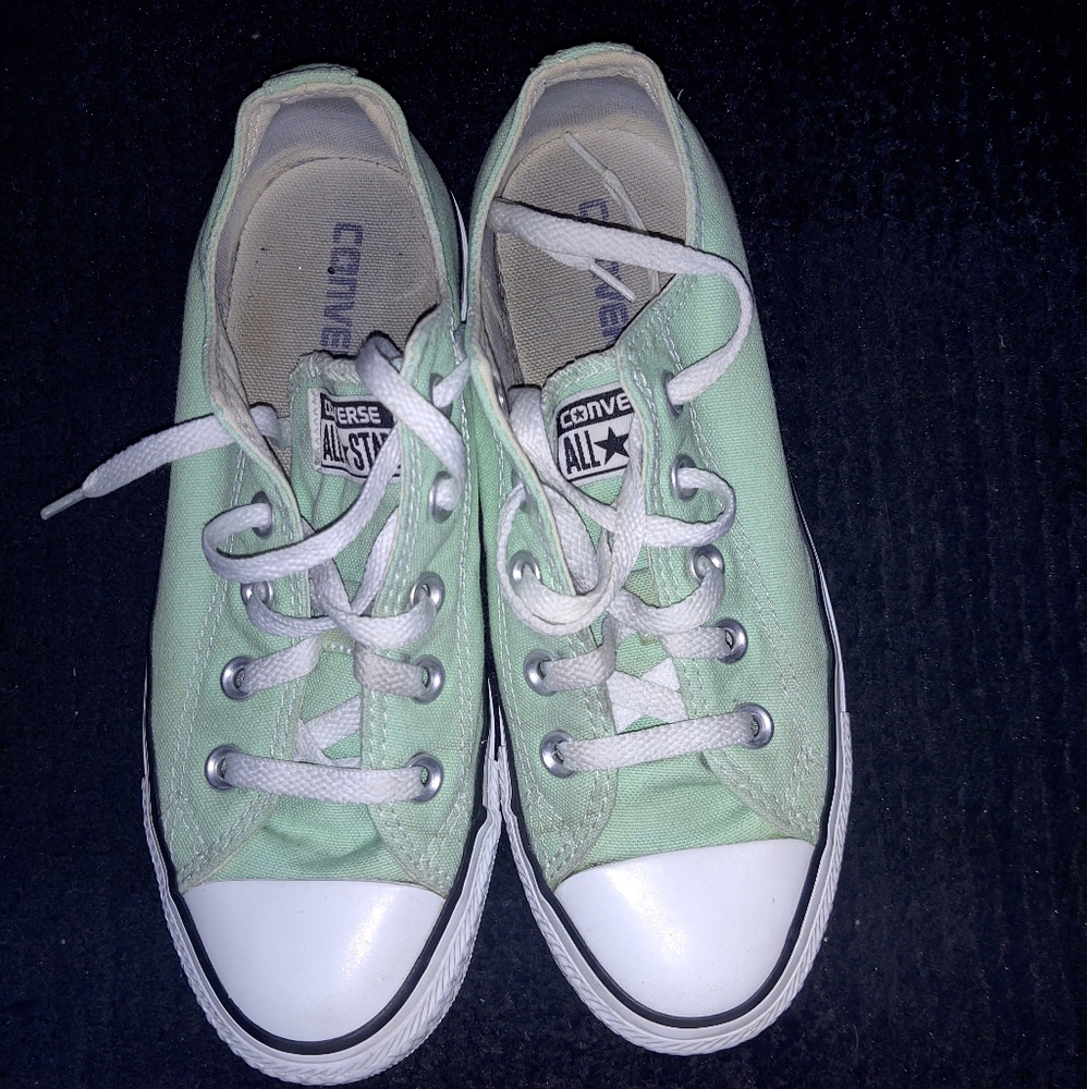 Ladies mint green size 6 Converse